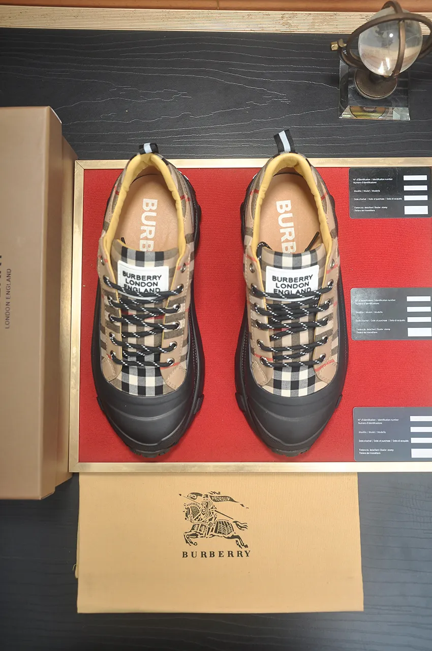 Men's shoes 💰640💶[Burberry] (cowhide lining) classic low-top sneakers｜Imported cowhide with classic plaid fabric｜Cow leather lining｜Original outsole｜Fine workmanship and comfortable to wear Size: 38-44 (customized at 45)
